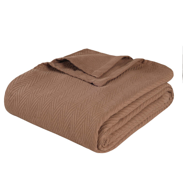 Homeroots California King Taupe Cotton Woven Chevron Blanket - Cozy, Stylish, And Temperature-regulating Comfort  Cotton 549229