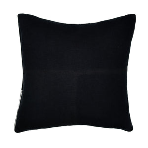 Homeroots 20" Black And White Geometric Cotton Throw Pillow With Embroidery Black,White  549396