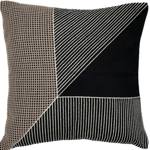 Homeroots 24" Black And White Geometric Cotton Throw Pillow  With Embroidery Black,White  549397