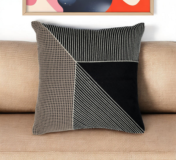 Homeroots 24" Black And White Geometric Cotton Throw Pillow  With Embroidery Black,White  549397