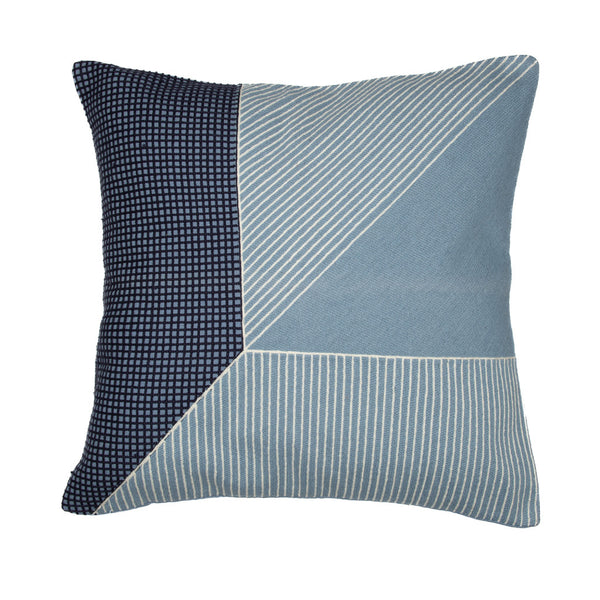 Homeroots 20" Blue And White Geometric Cotton Throw Pillow With Embroidery Blue,White  549398