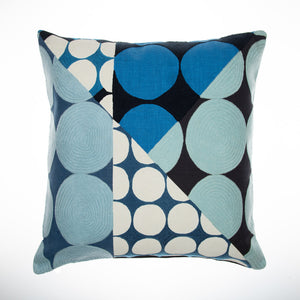 Homeroots 24" Blue And Ivory Geometric Cotton Throw Pillow With Embroidery Blue,Ivory  549403