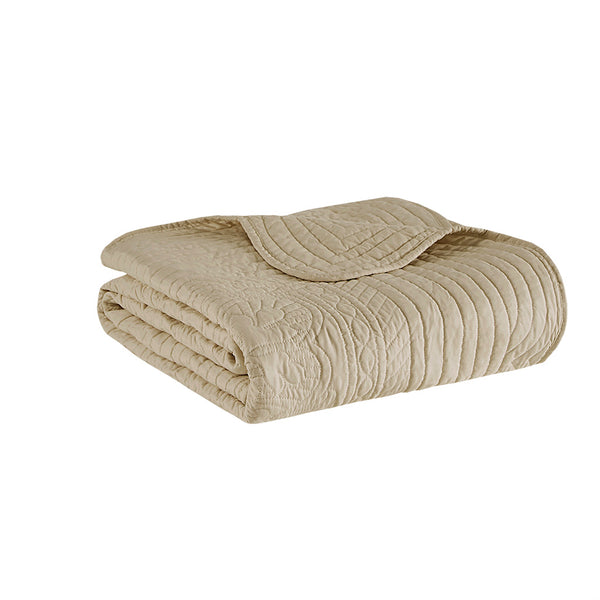 JLA Home Madison Park - Oversized Quilted Throw Adds Vintage-Soft Texture with Scalloped Edges, Breathable Cotton Fill, Machine Washable Khaki MP50-4302