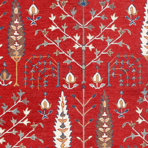 Homeroots 9' X 12' Red And Ivory Wool Floral Hand Tufted Area Rug Red,Multi Wool 550025