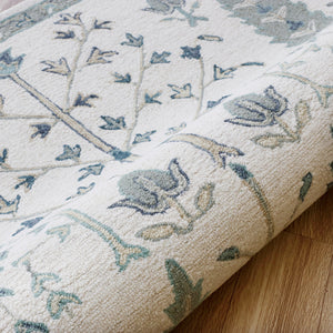 Homeroots 5' X 8' Ivory And Blue Wool Floral Hand Tufted Area Rug Ivory,Blue Wool 550026
