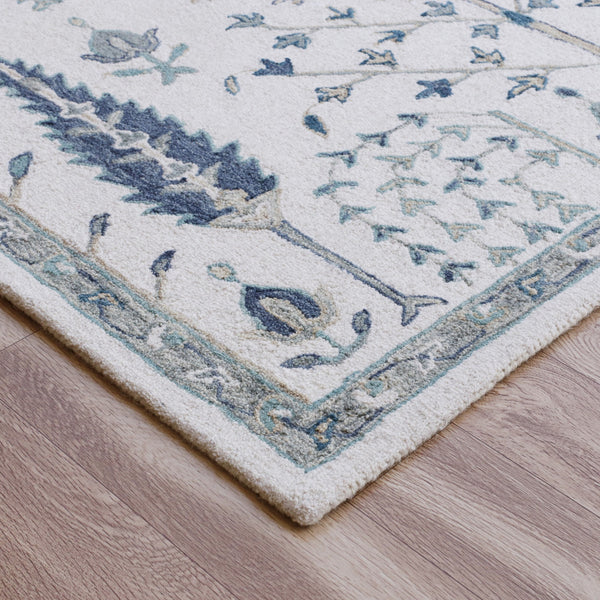 Homeroots 5' X 8' Ivory And Blue Wool Floral Hand Tufted Area Rug Ivory,Blue Wool 550026