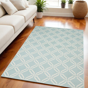Homeroots 5' X 7' Beige And Green Trellis Non Skid Area Rug  Polypropylene 550115