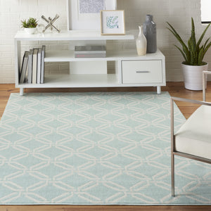 Homeroots 5' X 7' Beige And Green Trellis Non Skid Area Rug  Polypropylene 550115