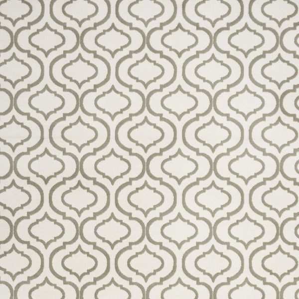Homeroots 5' X 7' Ivory And Green Trellis Non Skid Area Rug  Polypropylene 550123