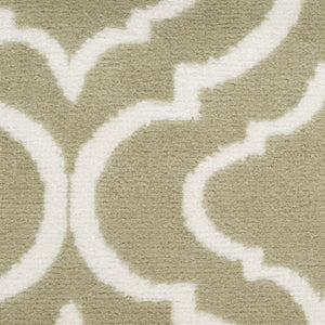 Homeroots 5' X 7' Olive Green And Ivory Trellis Non Skid Area Rug  Polypropylene 550138