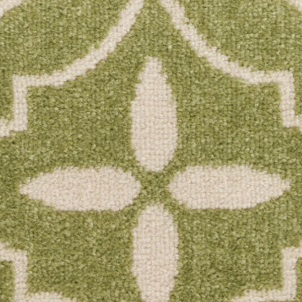 HomeRoots 6' Elegant Ivory Black and Gray Floral Area Rug - Non-Skid, Durable, Perfect for High-Traffic Spaces 6' X 9' 550166