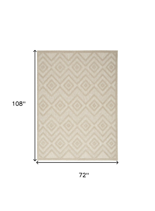 HomeRoots 6' Geometric Cream and Beige Area Rug - Versatile Indoor/Outdoor Durable Design for Modern Spaces 550174