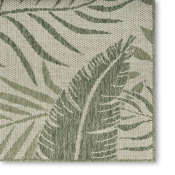 HomeRoots 6' X 9' Ivory and Green Palm Leaf Rug - Stylish Indoor/Outdoor Design for Tropical Vibes & Easy Care 550177