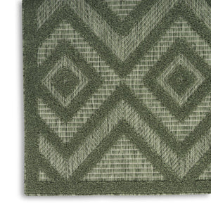 HomeRoots 6' X 9' Versatile Geometric Indoor Outdoor Area Rug in Dark and Light Green for Modern Spaces 550188