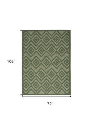 HomeRoots 6' X 9' Versatile Geometric Indoor Outdoor Area Rug in Dark and Light Green for Modern Spaces 550188