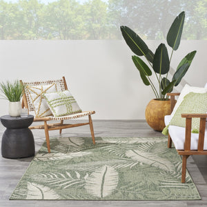 HomeRoots 6' X 9' Palm Leaf Area Rug - Durable Indoor/Outdoor Green & Ivory Design for Coastal Charm 550190