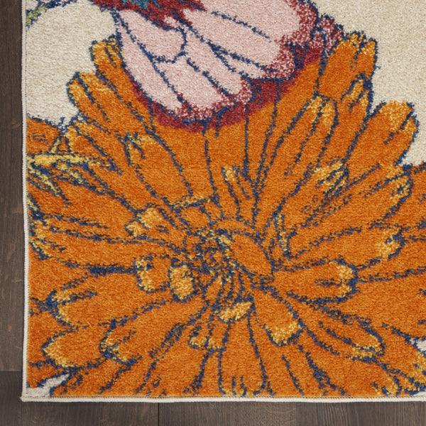 HomeRoots 5' Cream Floral Power Loom Area Rug - Timeless Elegance for Living Rooms, Bedrooms & Dining Areas 5' X 7' 550279