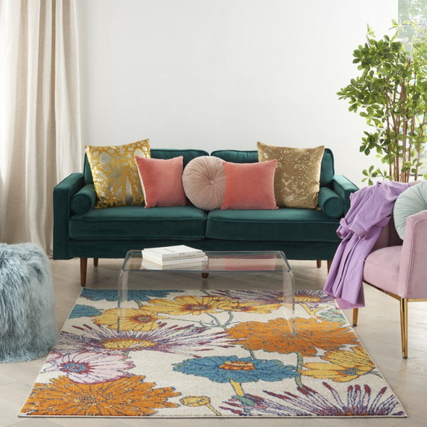 HomeRoots 5' Cream Floral Power Loom Area Rug - Timeless Elegance for Living Rooms, Bedrooms & Dining Areas 5' X 7' 550279