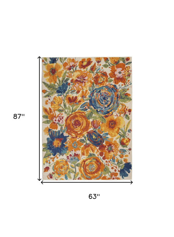 Homeroots 5' X 7' Cream Floral Power Loom Area Rug  Polypropylene 550280