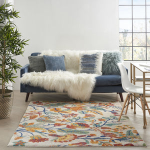 HomeRoots 5' Elegant Cream Floral Area Rug - Timeless Design, Durable Power Loom Construction for Any Room 5' X 7' 550282