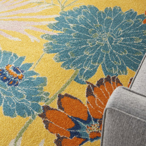 HomeRoots 5' Elegant Yellow Floral Power Loom Area Rug - Timeless Charm for Living Rooms and Bedrooms 5' X 7' 550301