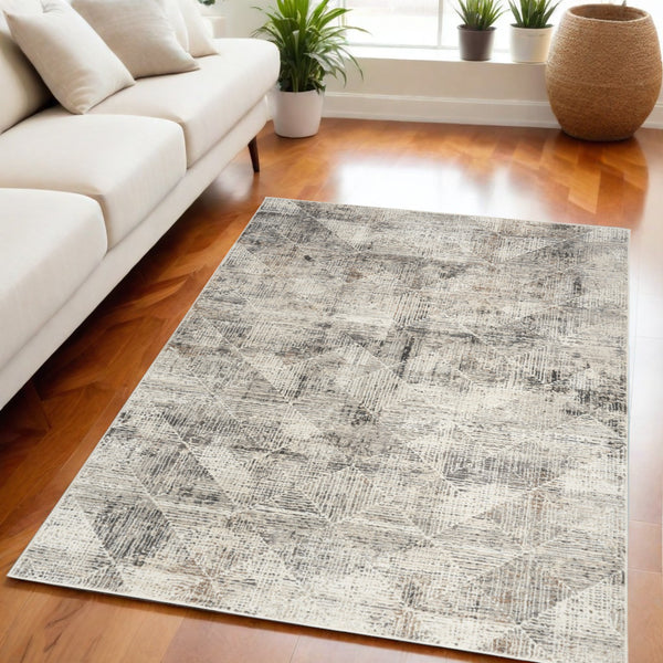 Homeroots 5' X 7' Ivory And Gray Abstract Non Skid Area Rug  Polyester 550316