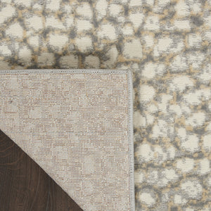 Homeroots 5' X 7' Beige And Gray Animal Print Power Loom Area Rug  Polypropylene,Polyester 550331
