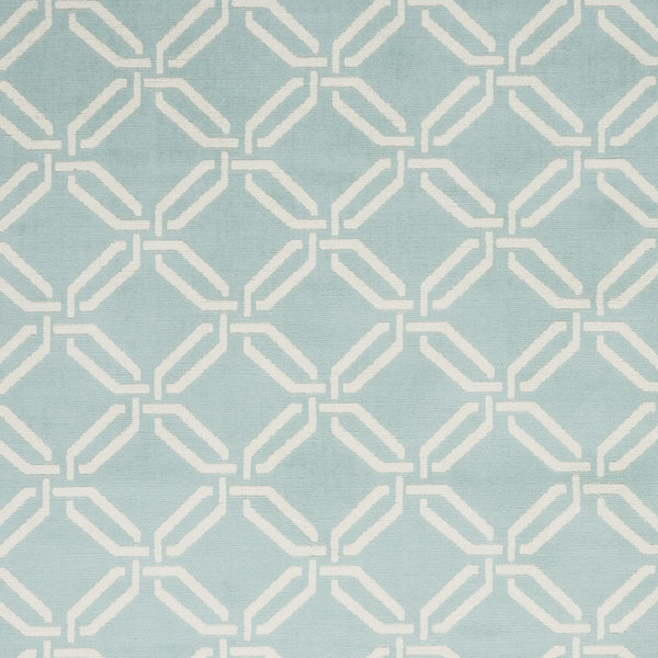 Homeroots 6' X 9' Beige And Green Trellis Non Skid Area Rug  Polypropylene 550356