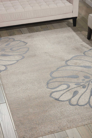 HomeRoots 5' Beige and Gray Botanical Leaves Area Rug - Stylish, Durable, Non-Skid Design for Any Room 5' X 7' 550374