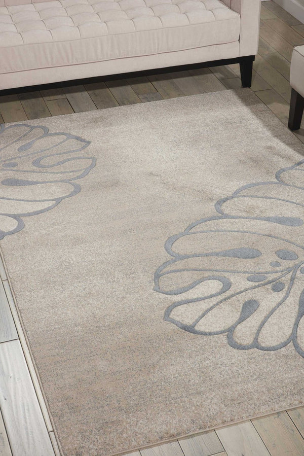 HomeRoots 5' Beige and Gray Botanical Leaves Area Rug - Stylish, Durable, Non-Skid Design for Any Room 5' X 7' 550374