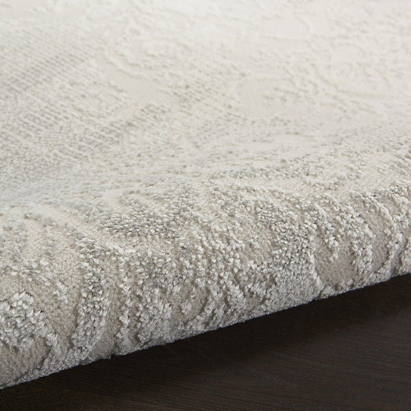 HomeRoots 8' Elegant Ivory and Gray Damask Area Rug – Distressed Non-Skid Design for Timeless Living Spaces 8' X 10' 550429