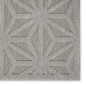 HomeRoots 8' Ivory and Blue Floral Area Rug - Durable, Non-Skid, Transitional Design for Timeless Elegance 8' X 10' 550432