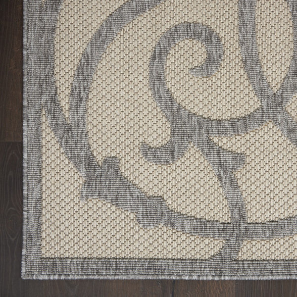 HomeRoots 6' Trellis Area Rug - Cream & Gray Indoor/Outdoor Durable Design for Patios, Kitchens & Living Rooms 550465