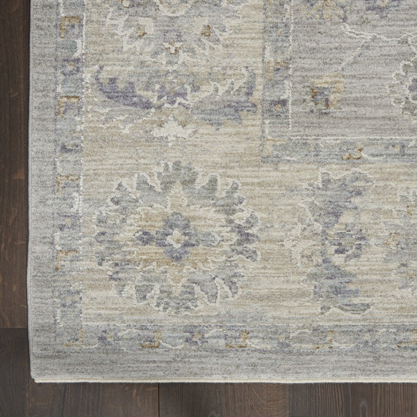 HomeRoots 4' Gray Floral Medallion Area Rug - Elegant Power Loom Design for Timeless Style in Any Space 4' X 6' 550483