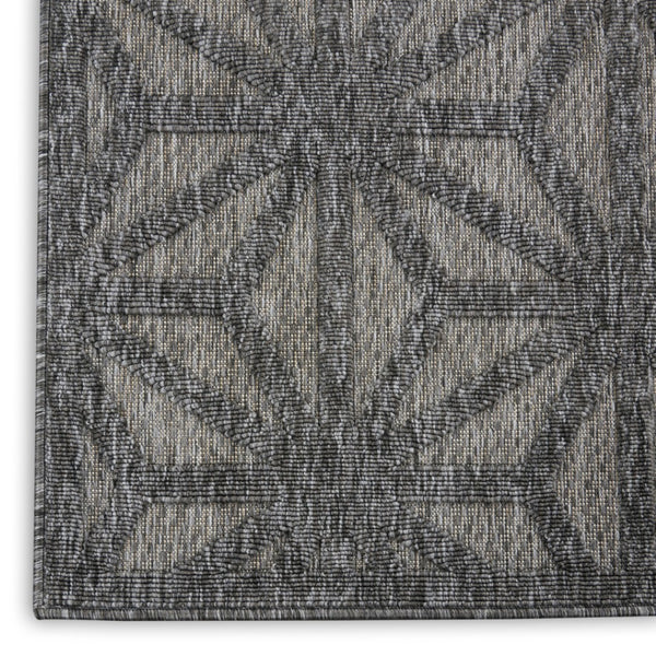 HomeRoots 6' X 9' Modern Geometric Indoor/Outdoor Area Rug - Durable, Stain-Resistant, and Easy to Clean! 550514