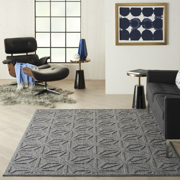 HomeRoots 6' X 9' Modern Geometric Indoor/Outdoor Area Rug - Durable, Stain-Resistant, and Easy to Clean! 550514