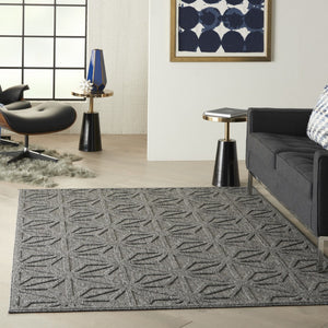 HomeRoots 6' X 9' Modern Geometric Indoor/Outdoor Area Rug - Durable, Stain-Resistant, and Easy to Clean! 550514