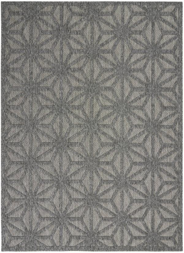 HomeRoots 6' X 9' Modern Geometric Indoor/Outdoor Area Rug - Durable, Stain-Resistant, and Easy to Clean! 550514