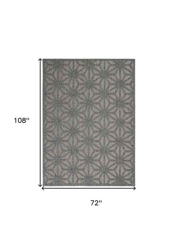 HomeRoots 6' X 9' Modern Geometric Indoor/Outdoor Area Rug - Durable, Stain-Resistant, and Easy to Clean! 550514