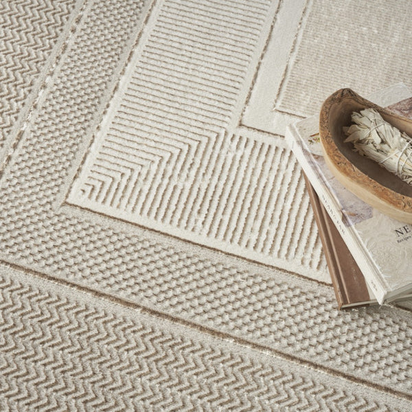 HomeRoots 8' Modern Ivory and Gray Geometric Area Rug - Durable, Non-Skid, Stain-Resistant for Family Spaces 8' X 10' 550580