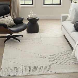 HomeRoots 5' Modern Ivory and Black Geometric Area Rug - Stylish, Durable Design for High-Traffic Spaces 5' X 7' 550590