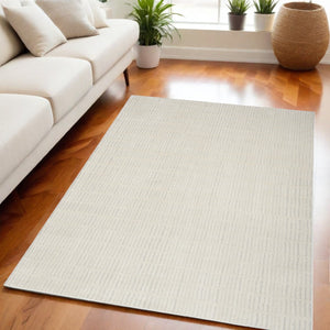 HomeRoots 5' Elegant Ivory and Gray Abstract Area Rug - Soft, Durable Design for Modern Living Spaces 5' X 7' 550591