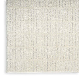 HomeRoots 5' Elegant Ivory and Gray Abstract Area Rug - Soft, Durable Design for Modern Living Spaces 5' X 7' 550591