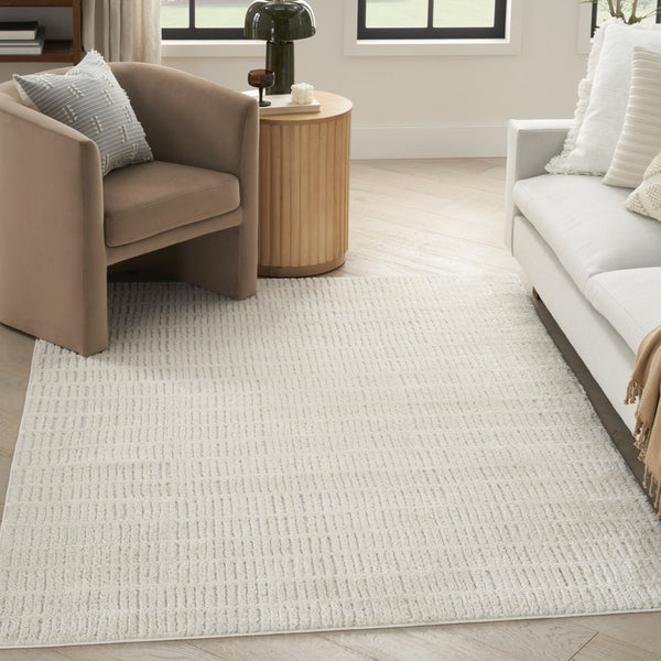 HomeRoots 5' Elegant Ivory and Gray Abstract Area Rug - Soft, Durable Design for Modern Living Spaces 5' X 7' 550591