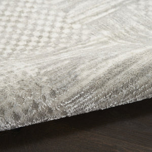 HomeRoots 5' Silver and Gray Abstract Area Rug - Modern Elegance, Non-Skid, Durable, Stain Resistant Design 8' X 10' 550603