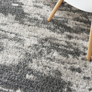 HomeRoots 4' Charcoal and Ivory Abstract Shag Area Rug - Soft, Stylish, Stain-Resistant for Modern Living Spaces 4' X 6' 550613