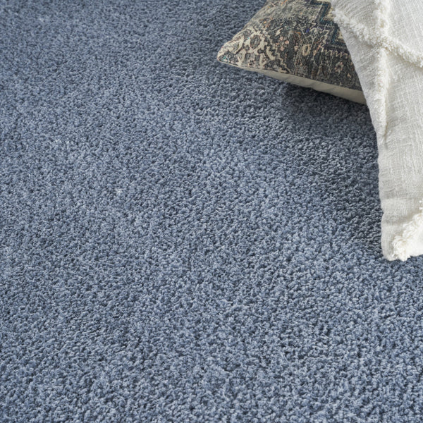 Homeroots 4' X 6' Blue Shag Area Rug  Polyester 550615