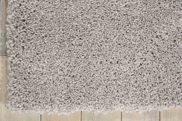 Homeroots 5' X 7' Gray Shag Non Skid Area Rug  Polypropylene 550688