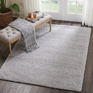 Homeroots 5' X 7' Gray Shag Non Skid Area Rug  Polypropylene 550688