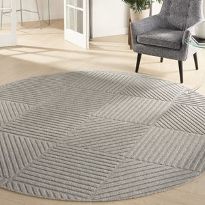 HomeRoots 8' Light Gray Round Geometric Area Rug - Modern Indoor/Outdoor Design, Stain-Resistant, Easy Care 550691